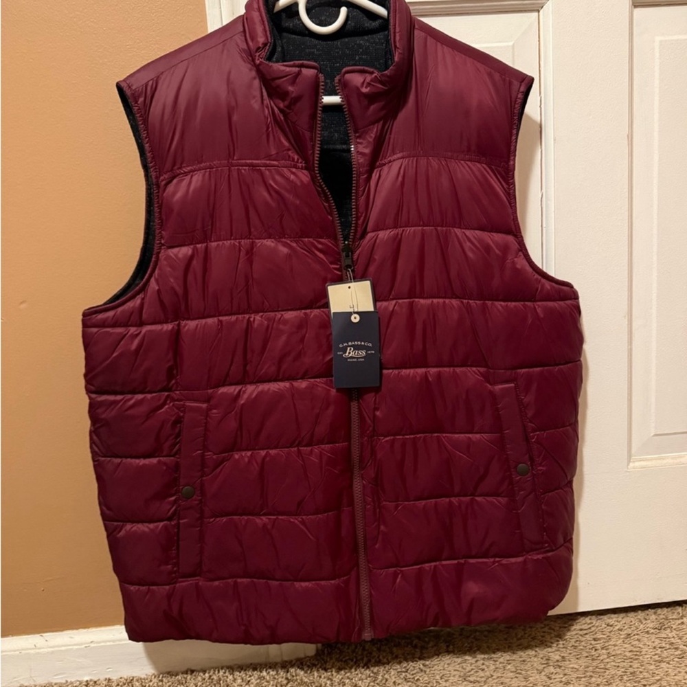 G.H. Bass & Co. Quilted Puffer Vest - Burgundy